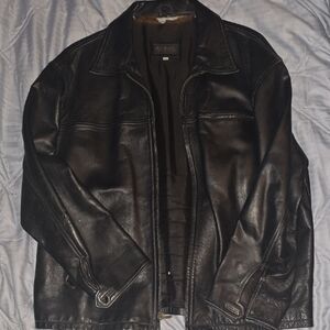 Men's Black Leather Bomber Jacket — Classic Zip Front